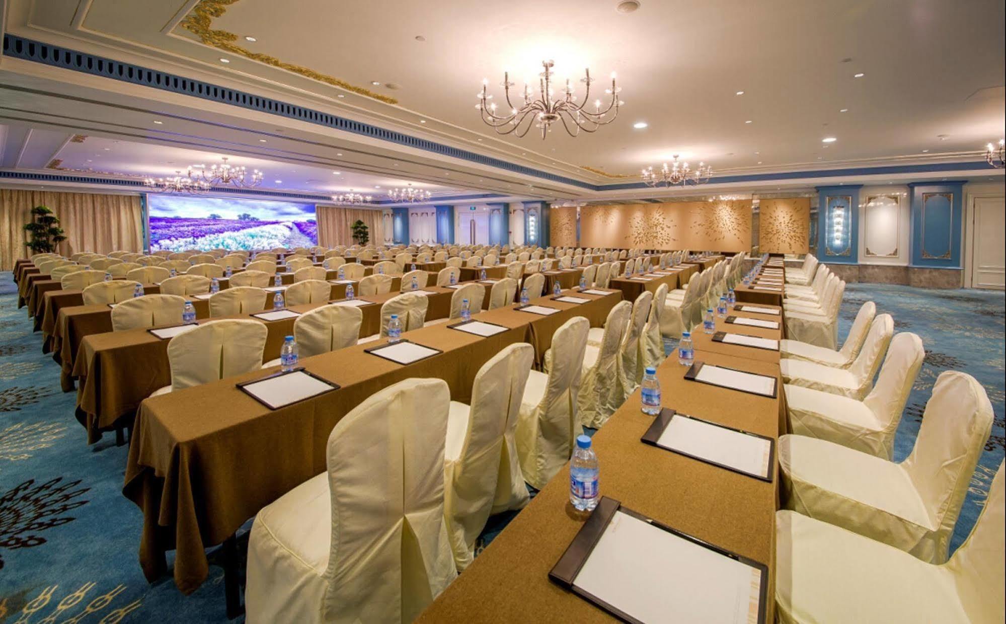 Shu Guang International Hotel Nankin Zewnętrze zdjęcie
